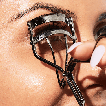 Shiseido  Eyelash Curler 4