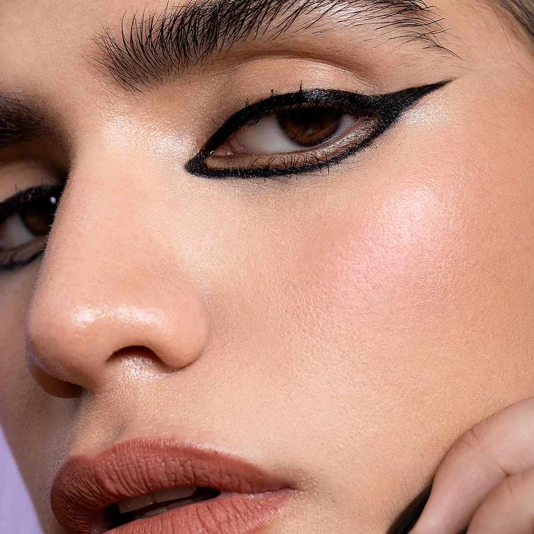 Delineador líquido para ojos tipo plumón-yuya 3