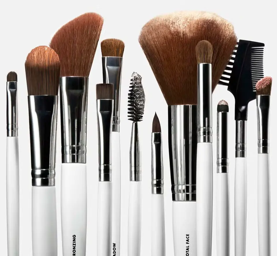 E.L.F Set profesional de 12 brochas de maquillaje 3