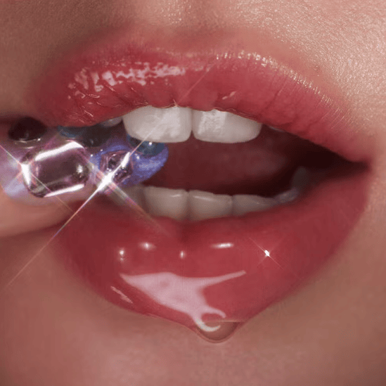 Glow Reviver Lip Oil-Red Delicious  3