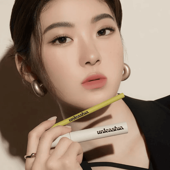 UNLEASHIA - Shaper Pomade Eyebrow Fixer  5