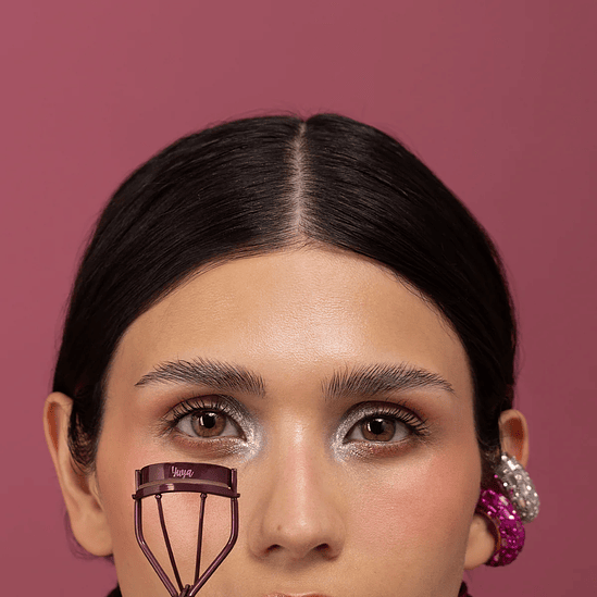 Enchinador de pestañas borgoña - YUYA 4