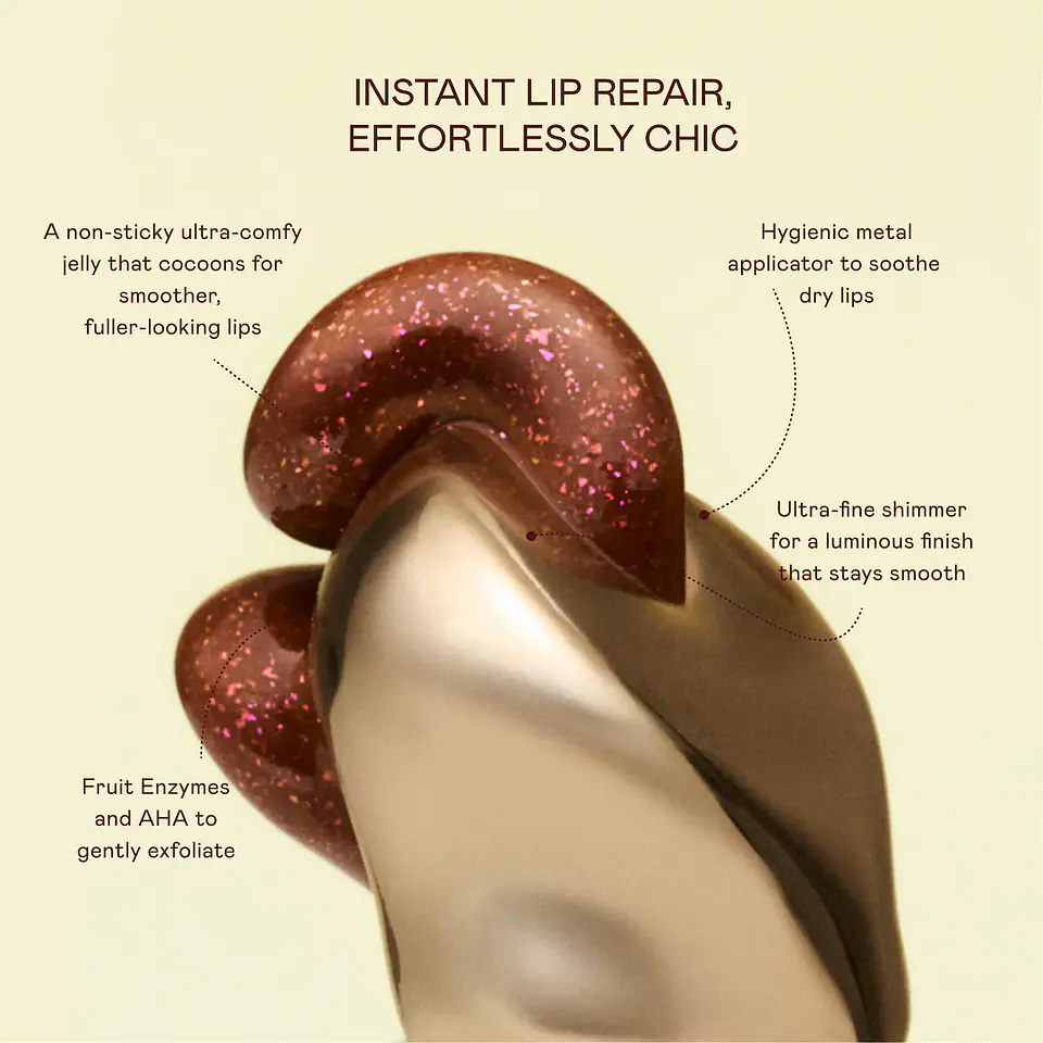 Le Chouchou Exfoliating + Softening Peptide Lip Balm  4
