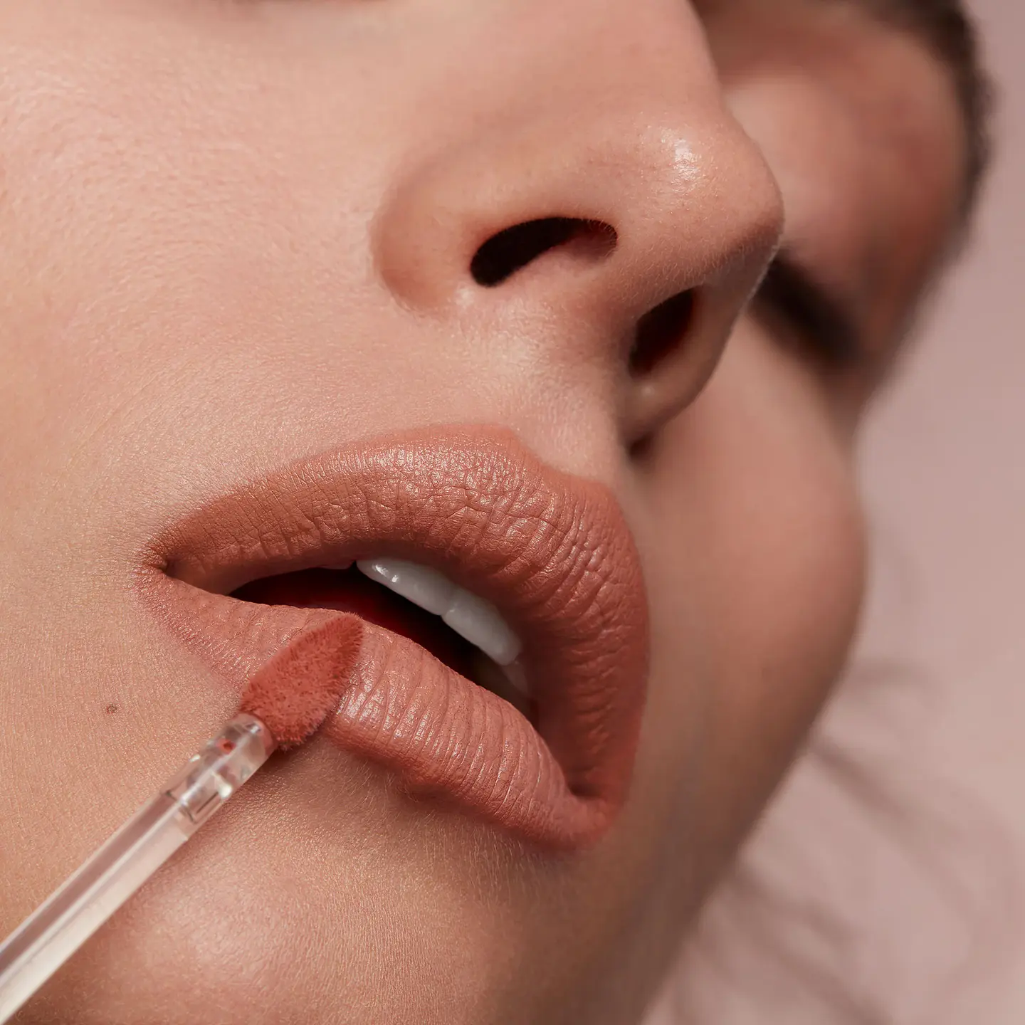 Silky Lip Crème- She's Secure 4