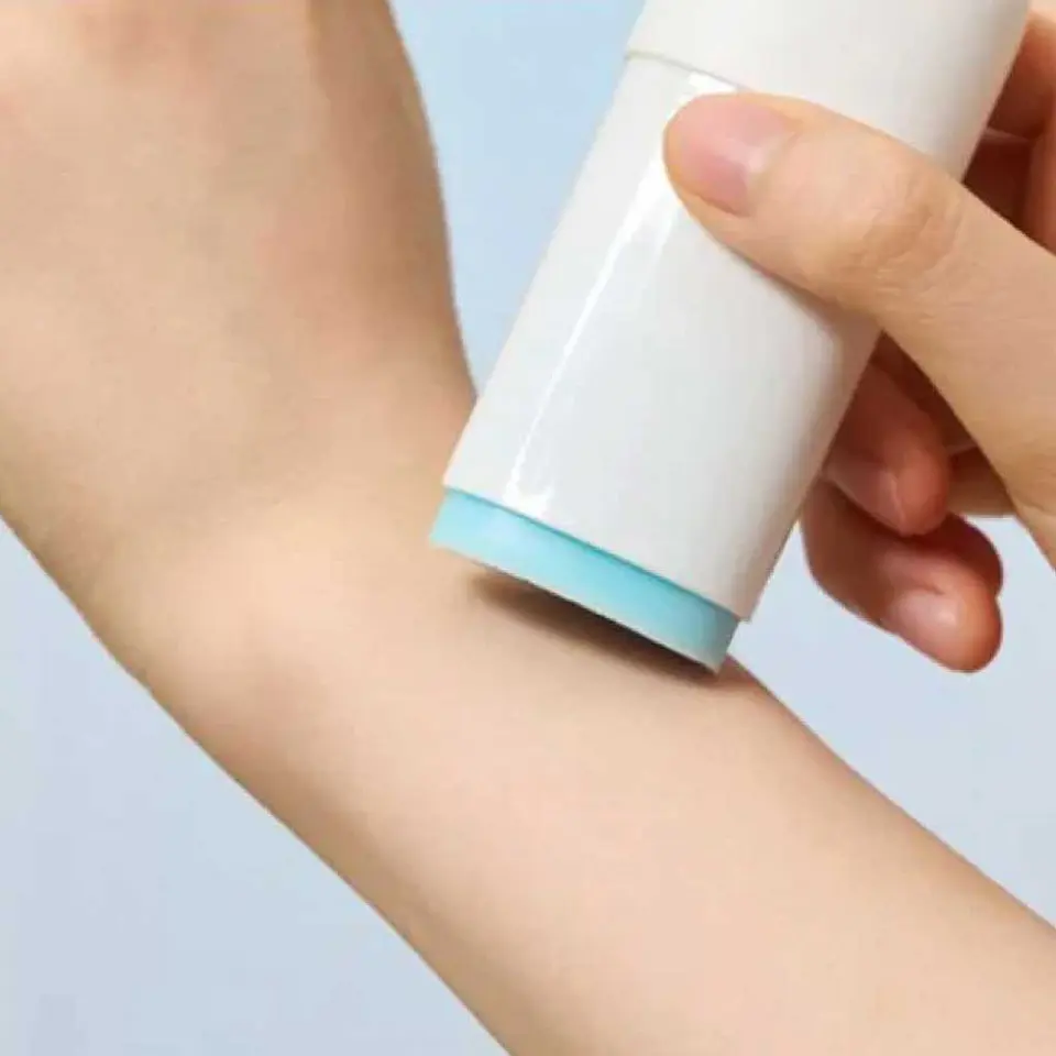 Madagascar Centella - Hyalu-Cica Silky-Fit Sun Stick 2