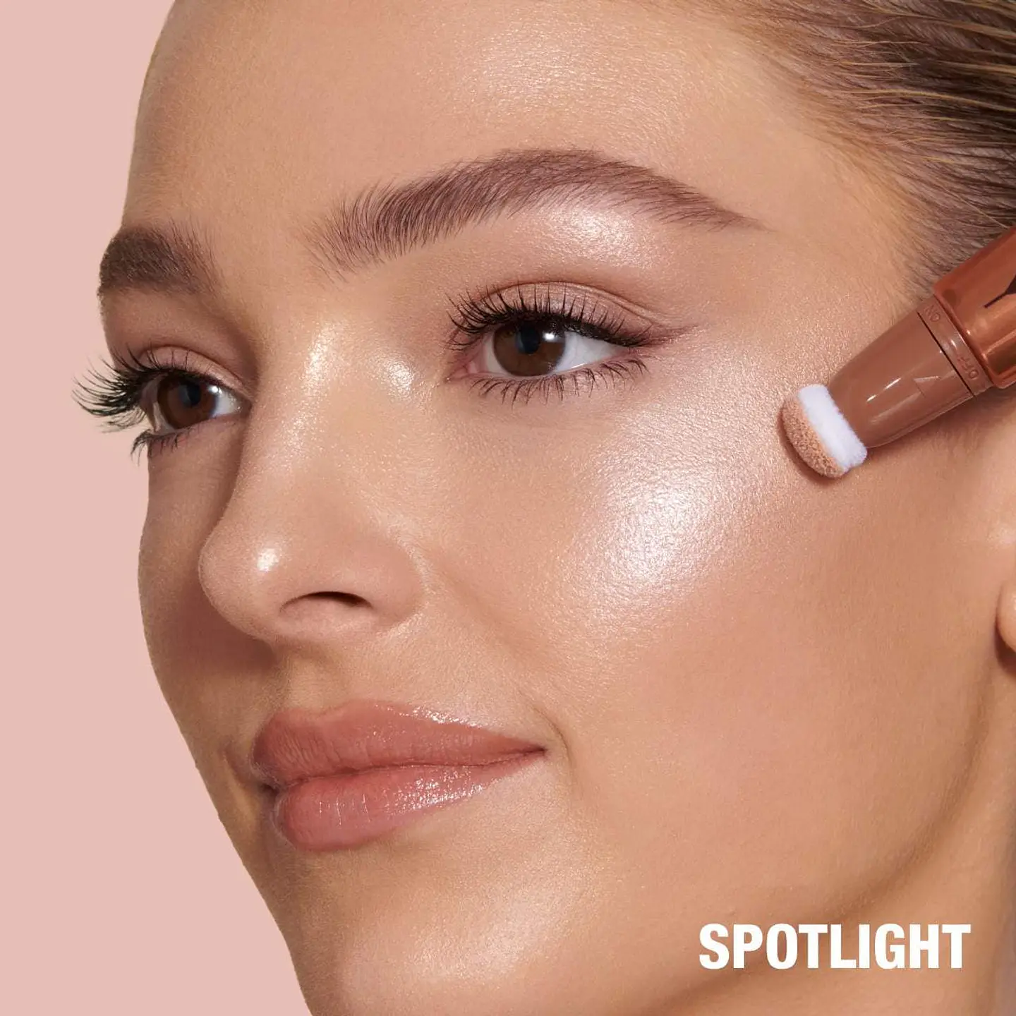 Beauty Highlighter Wand- Spotlight 3