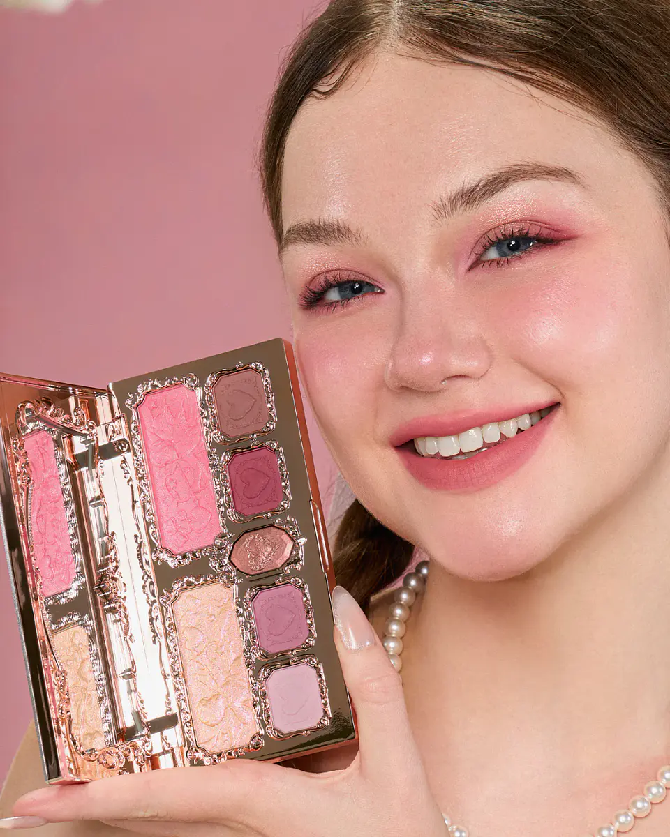 Strawberry Cupid Makeup Palette- 02 Cupid's Mischief 3