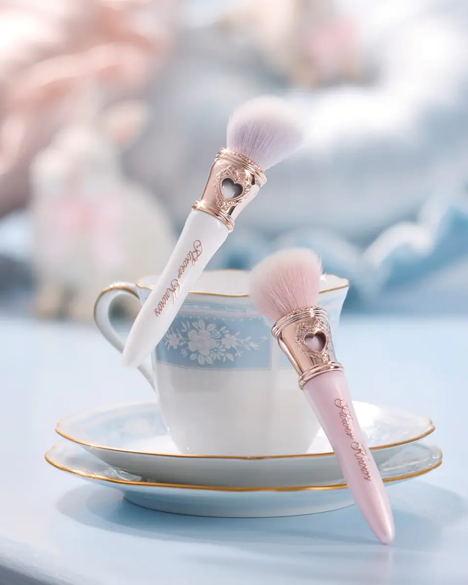 Bunny Garden Angled Blush Brush -  Pearl Pink 3
