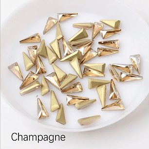 Triangulos 4x8mm Champagne (10 piezas)