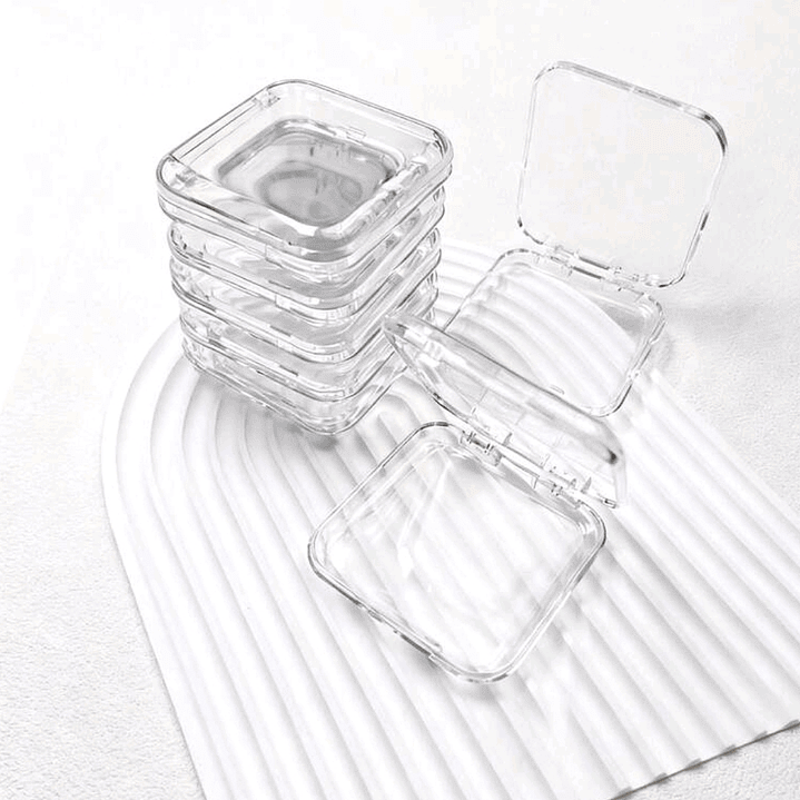 Caja Plastica Press On 7.5x7.5CM 1Unidad 