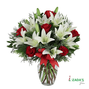 Florero de Liliums Blancos y Rosas Rojas