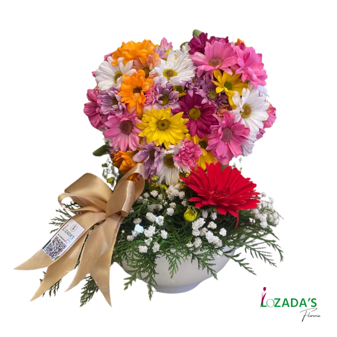 Corazón Aéreo de Flores San Valentín en Base de Cerámica 1