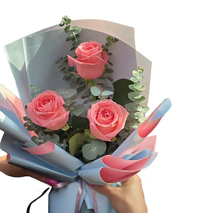 Ramo Especial 1 de Agosto Día de la Novia - Trío de Rosas