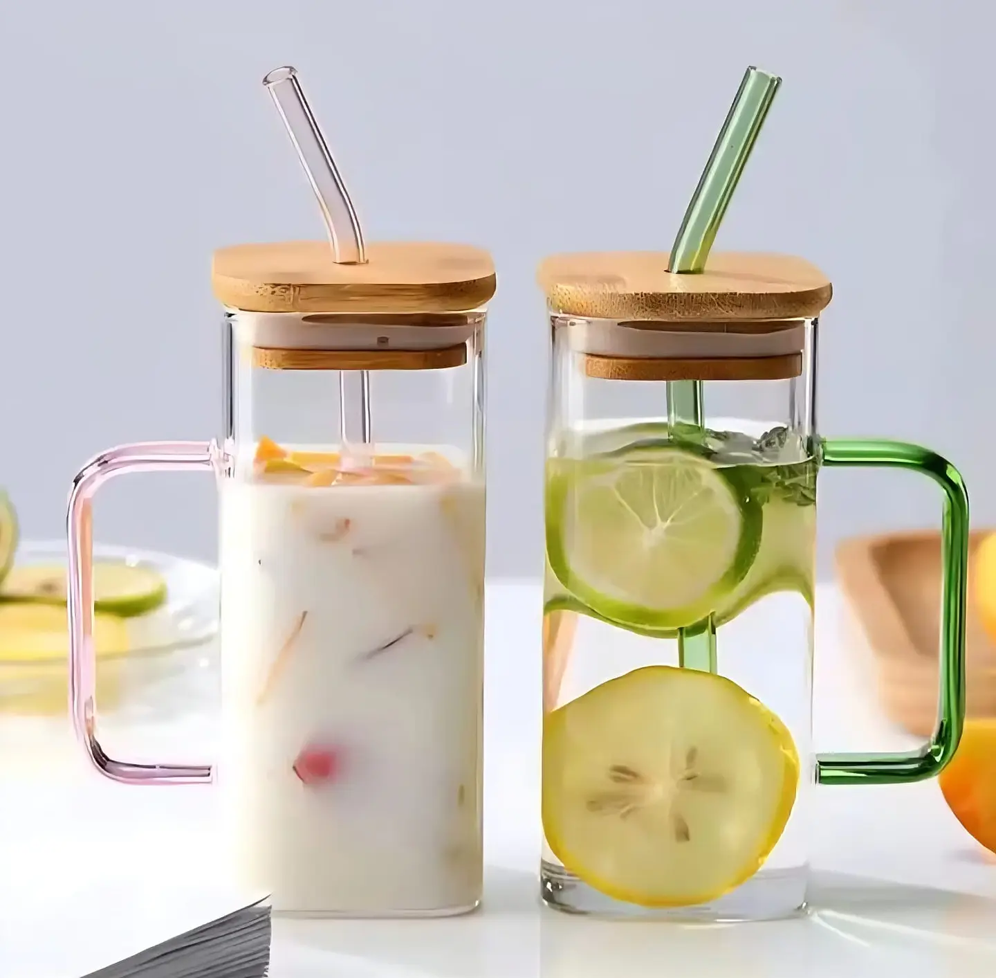 Vasitos de vidrio con Asa y Bombilla 7