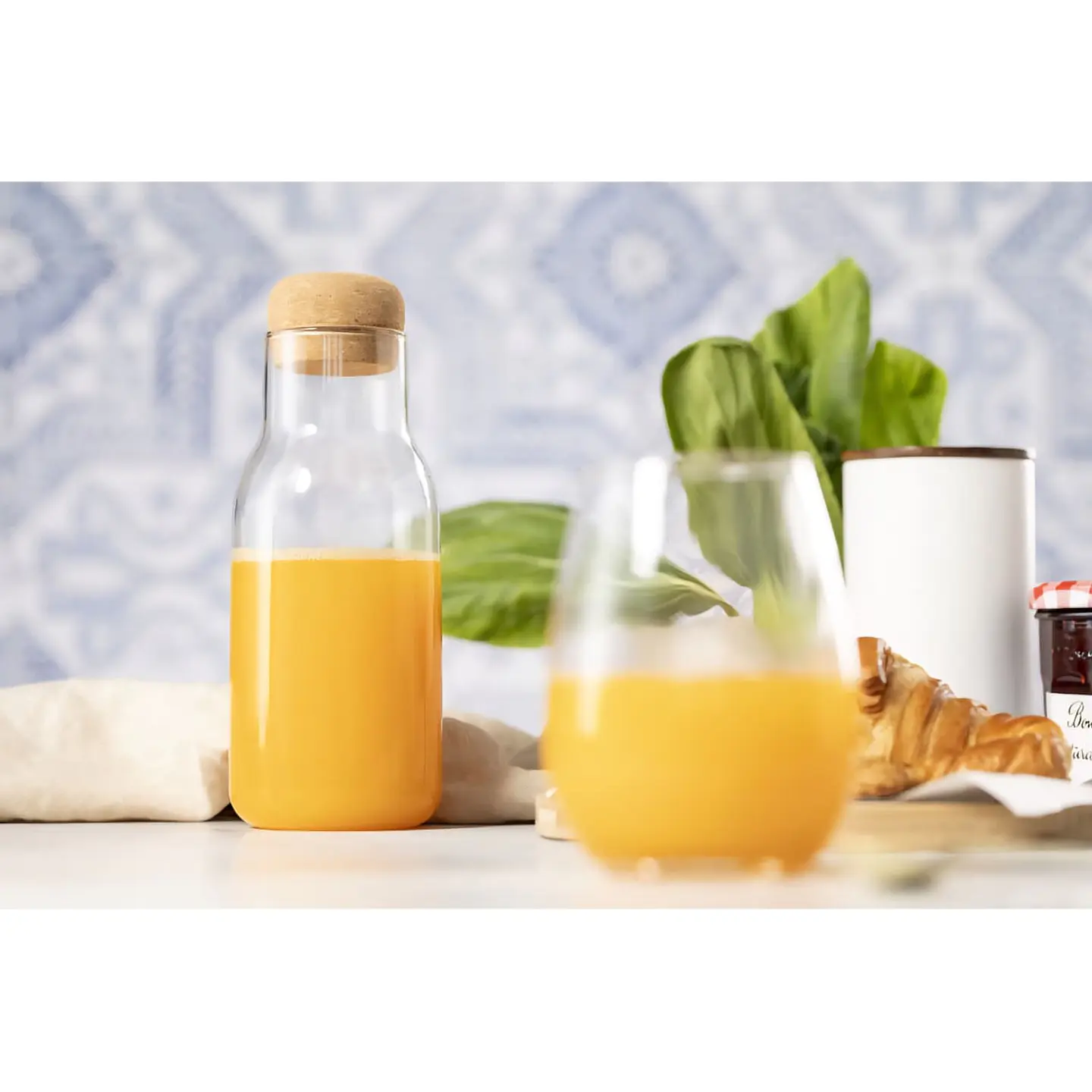 Botellas de vidrio con tapa de corcho 2