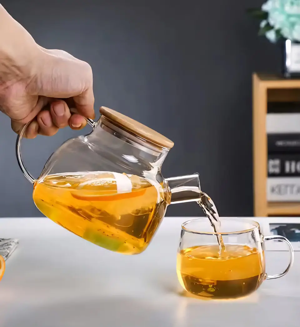Tetera de vidrio borosilicato con tapa de bambú 3