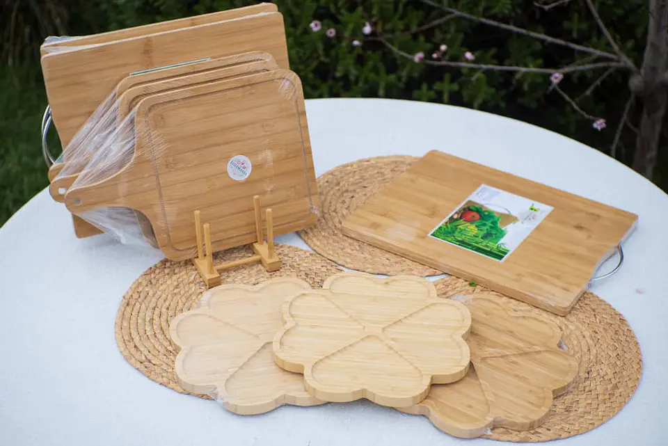 Tabla de Bambú con mango  6