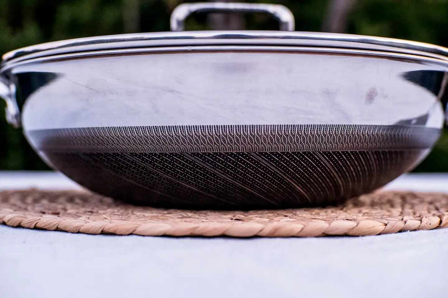 Wok 30 cm Uakeen con Tecnología Alemana Triple S/S y Superficie Texturizada 2