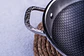 Wok 30 cm Uakeen con Tecnología Alemana Triple S/S y Superficie Texturizada - Miniatura 3
