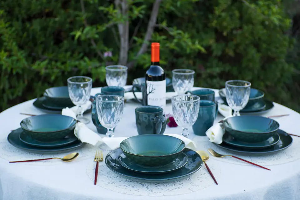 Set de Loza Rústica para 4 y 6 personas  