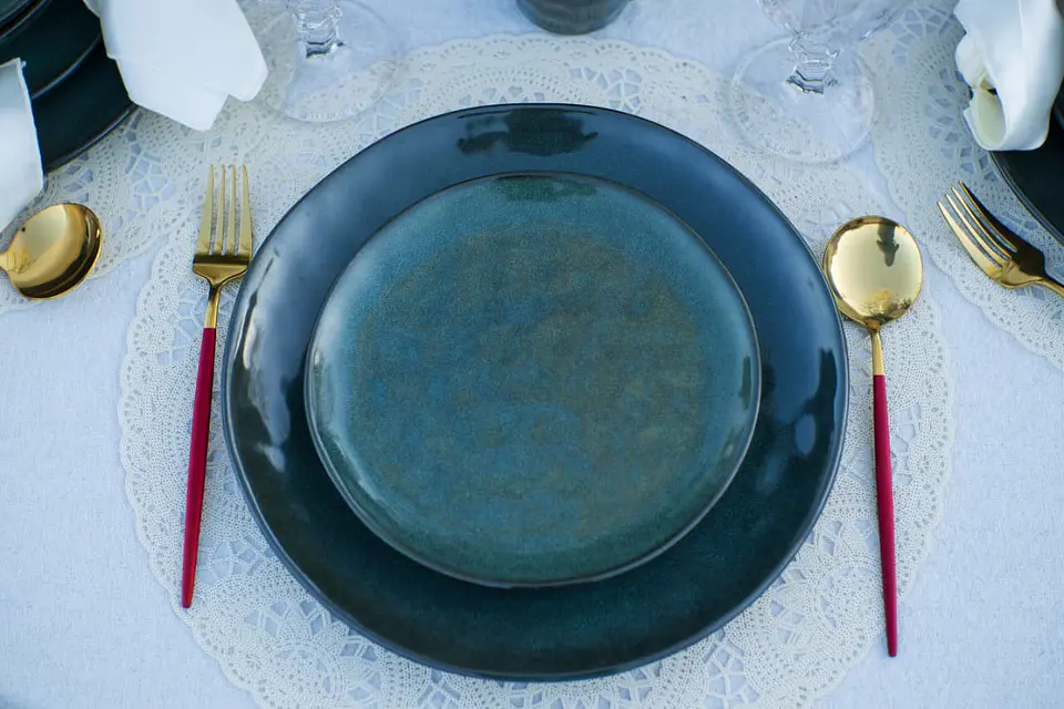 Set de Loza Rústica para 4 y 6 personas  