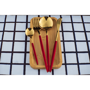 Set de cubiertos de Acero Inoxidable dorados 24 piezas  2