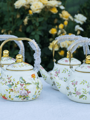 Tetera enlozada de 2 litros