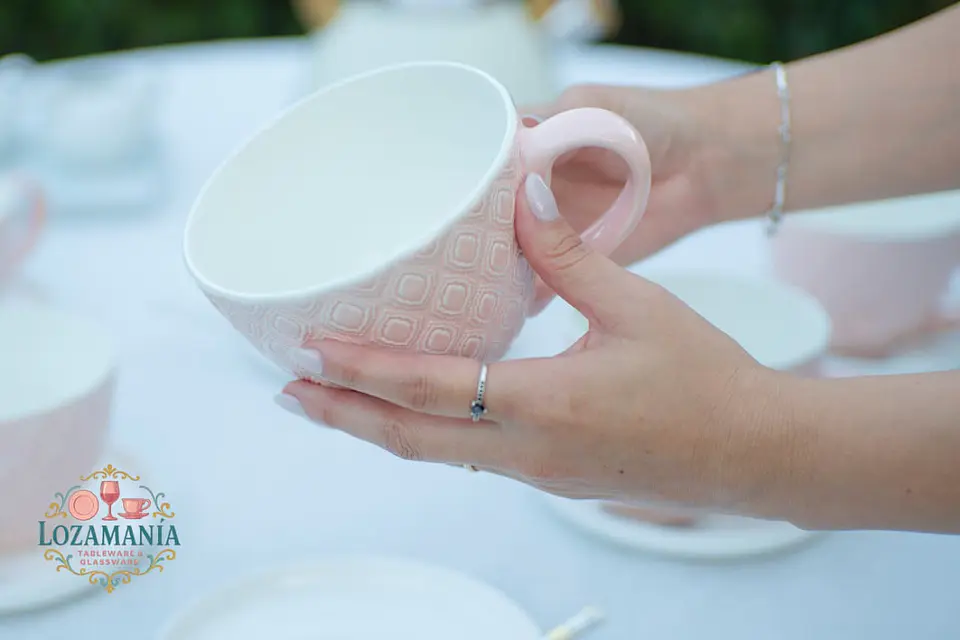 Set de 6 Tazas rosa con platillo 3