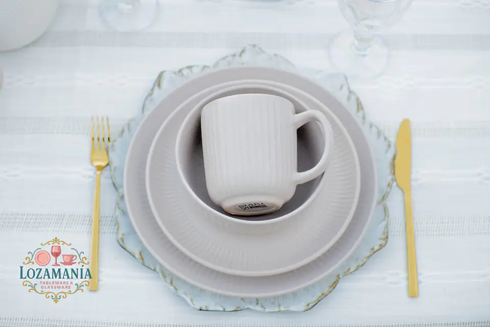 Set de loza 16 Piezas para 4 personas Rosa Mate 7