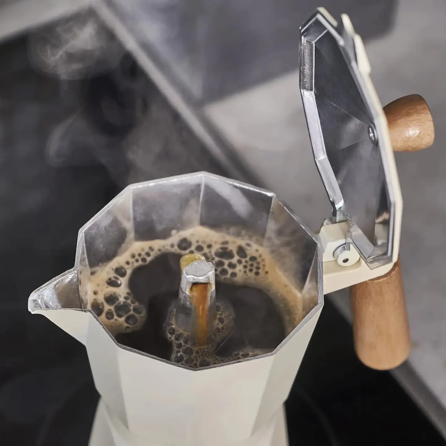 Cafetera Italiana de 6 tazas espresso Marfil 2