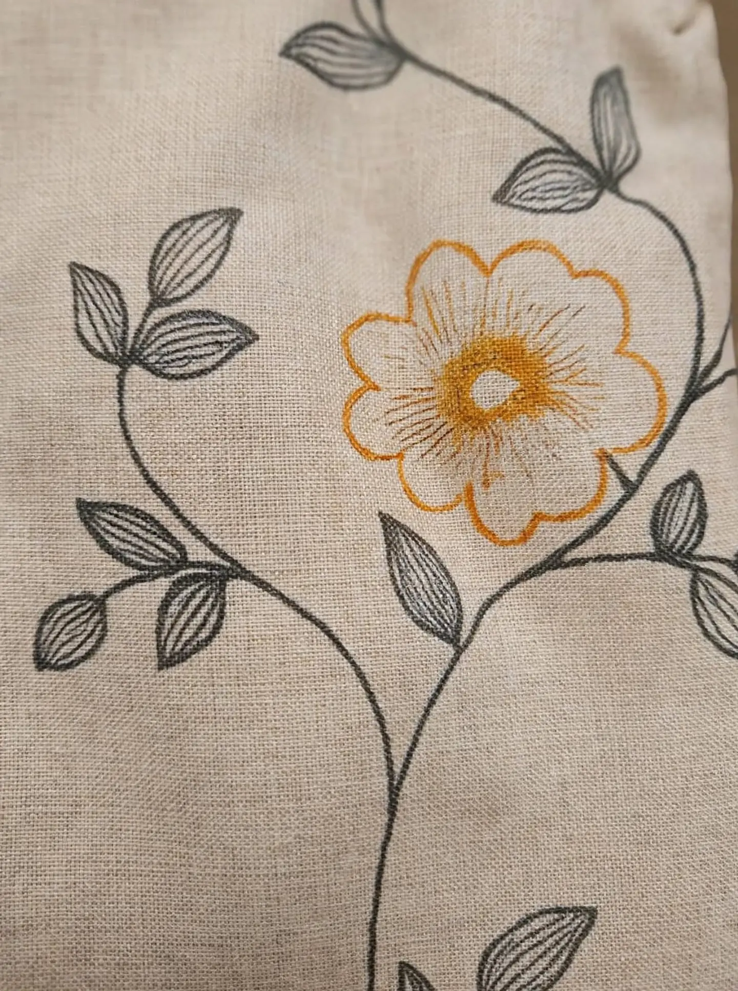 Mantel Antiderrame de Tela Estilo Lino 3
