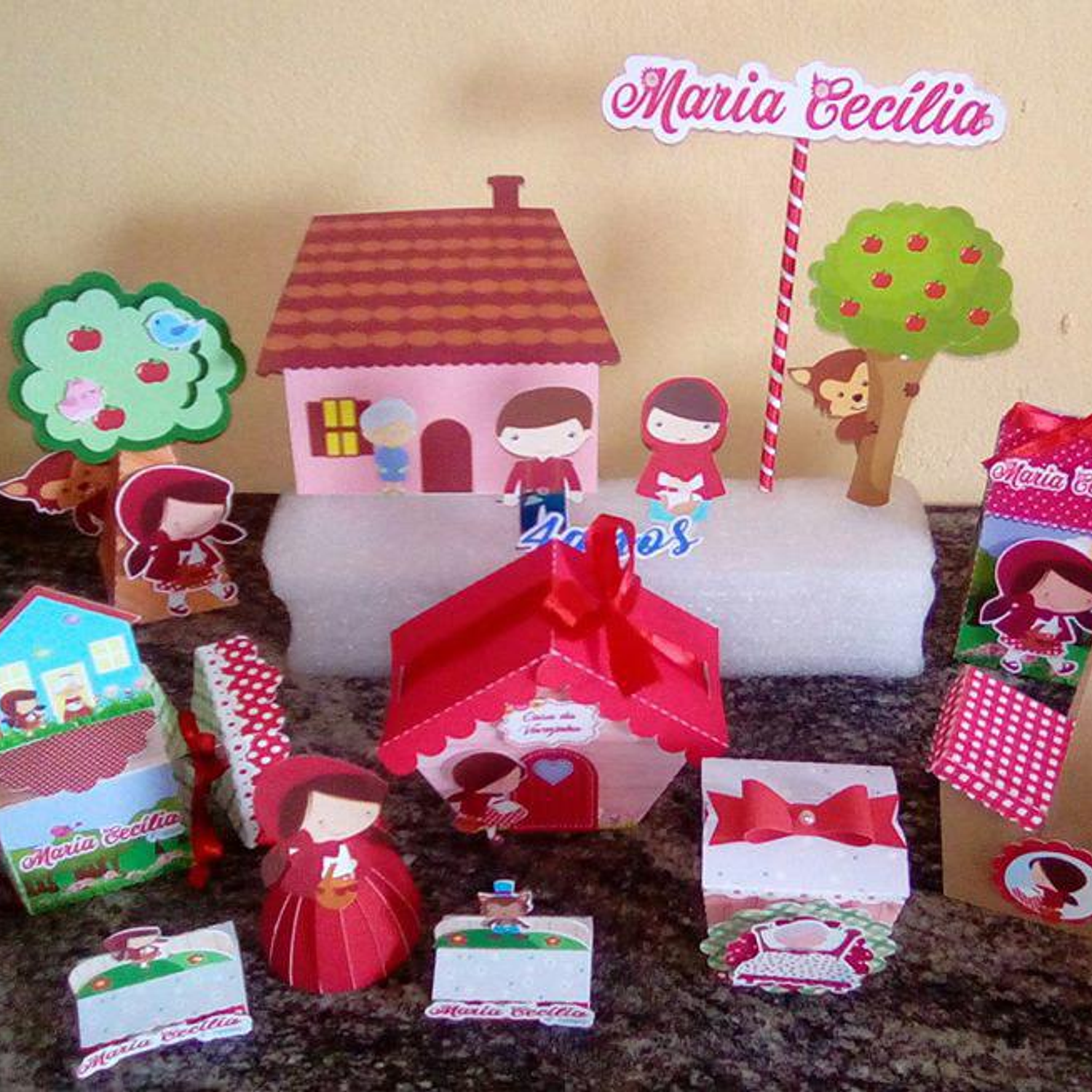 Arquivo de Corte Chapeuzinho Vermelho 2