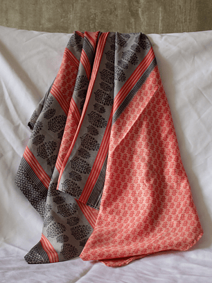 Maxi Pañuelo Girona