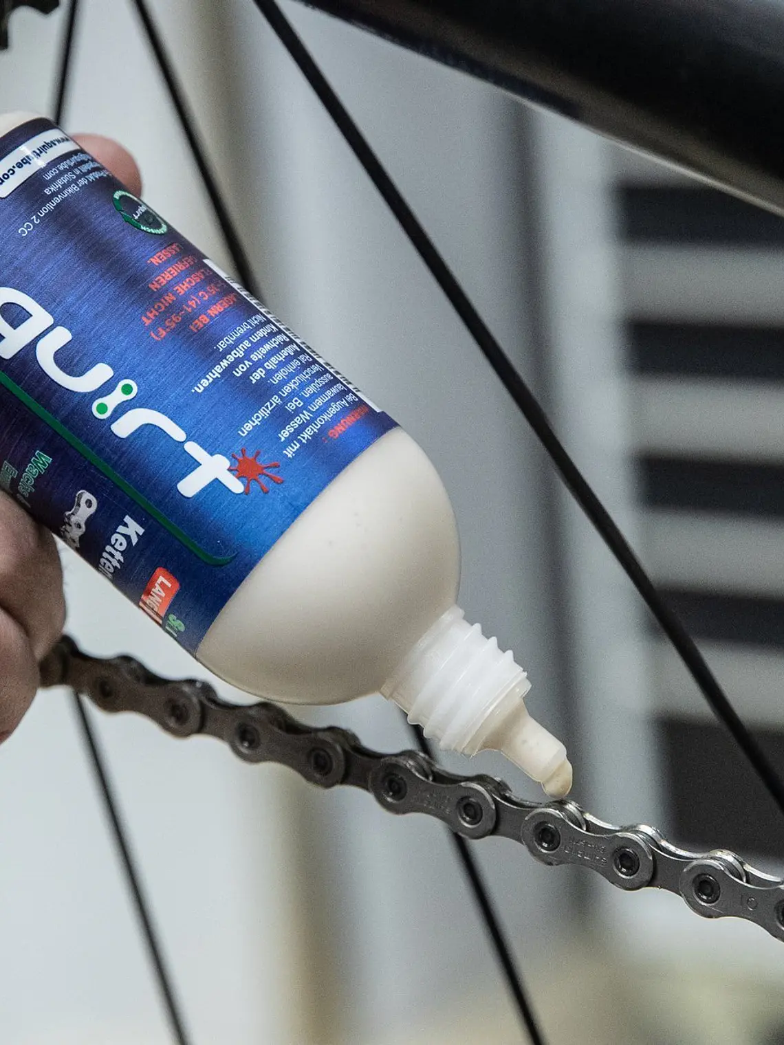 Squirt Chain Lube 3