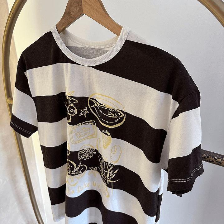 Remera raya estampada  3