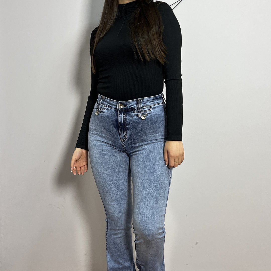 Jeans Flare Celeste Nevado 1