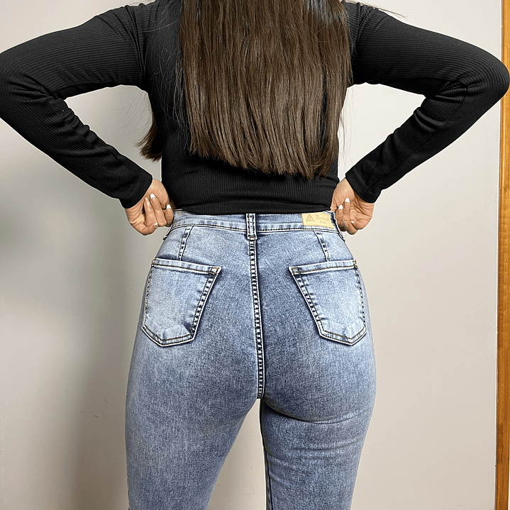 Jeans Flare Celeste Nevado 4