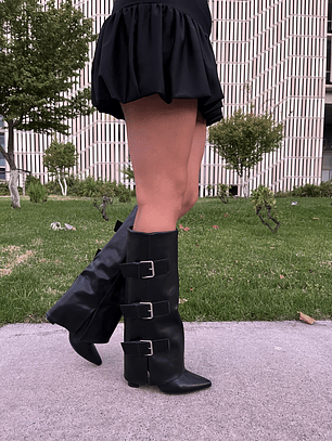 Botas Largas Hebillas