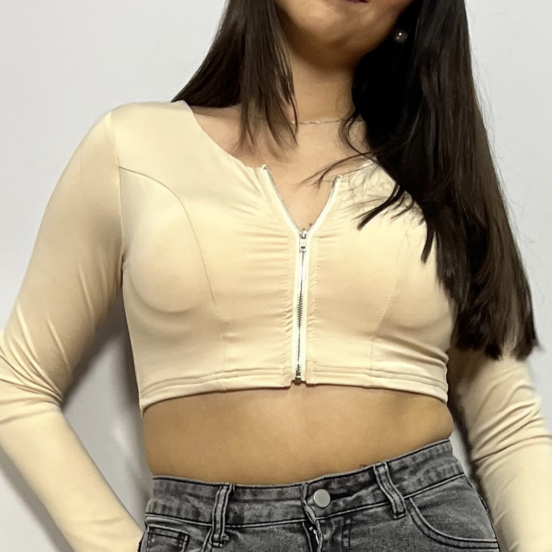 Crop Top manga larga 1