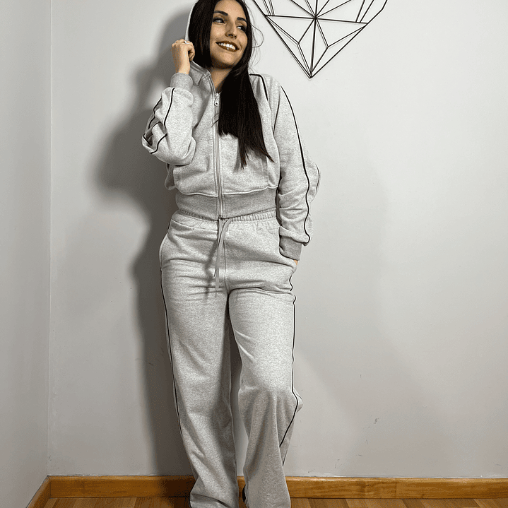 Conjunto Buzo Mujer 4