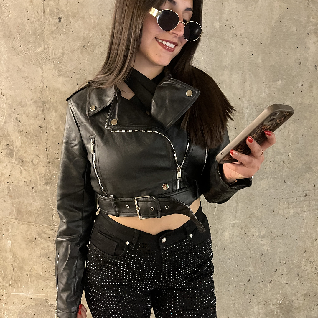 Chaqueta Ecocuero Corta de Mujer 1