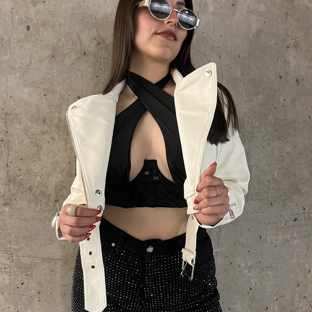 Chaqueta Ecocuero Corta de Mujer 5