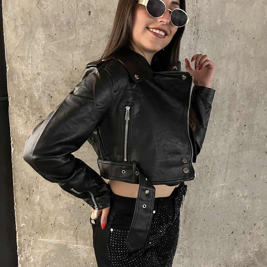 Chaqueta Ecocuero Corta de Mujer 2