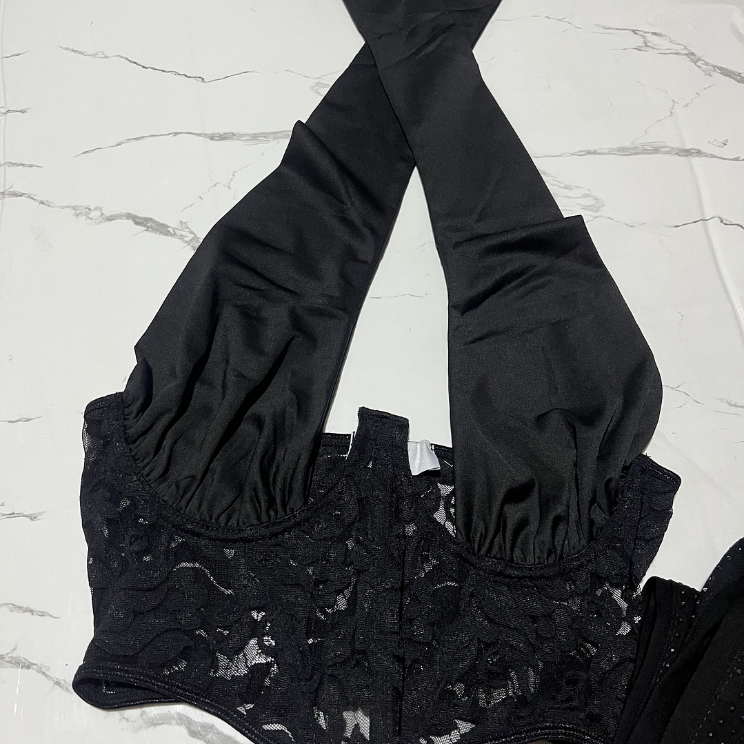 Top Encaje Estilo Corset 6