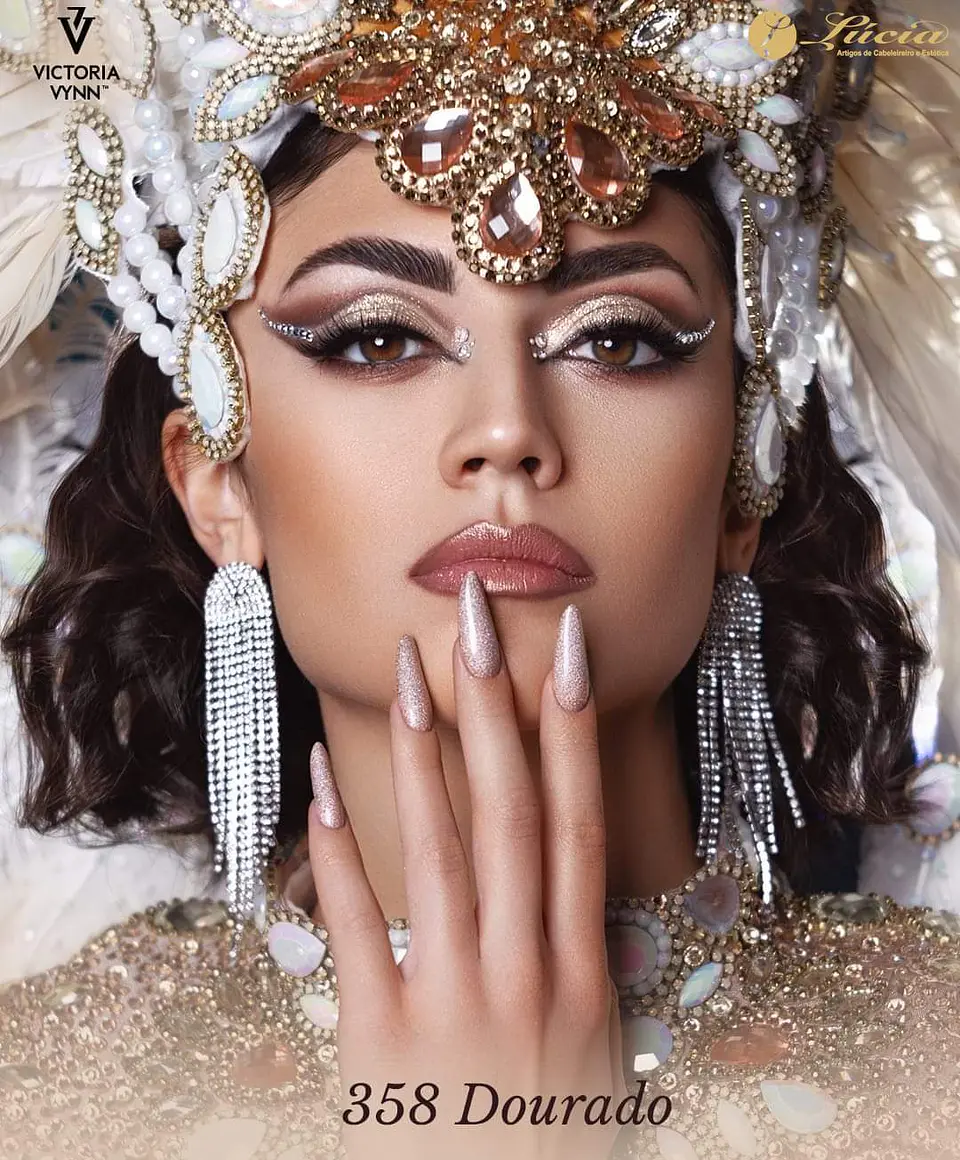 Victoria Vynn Coleção HoloColorido 8 cores Verniz Gel 3