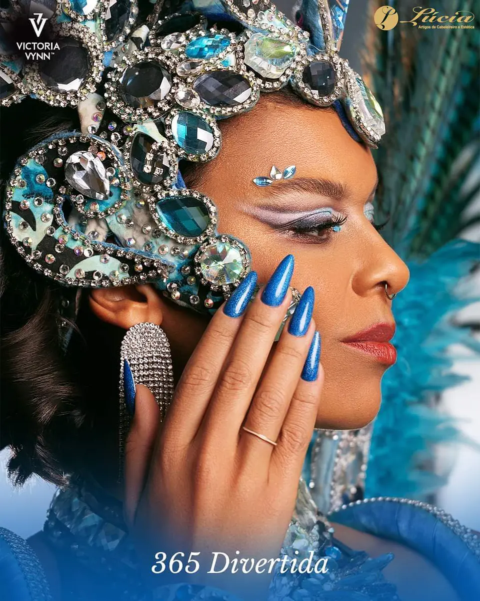 Victoria Vynn Coleção HoloColorido 8 cores Verniz Gel 6