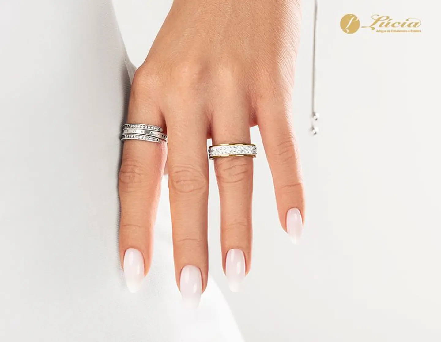 Victoria Vynn Mega Base Milky White 15ml 2