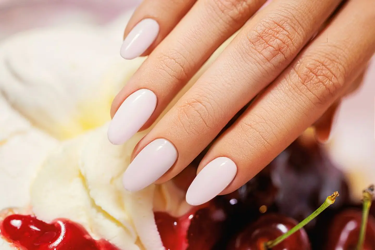 Coleção Victoria Vynn - Cherry On Top 6 cores de V. Gel 5