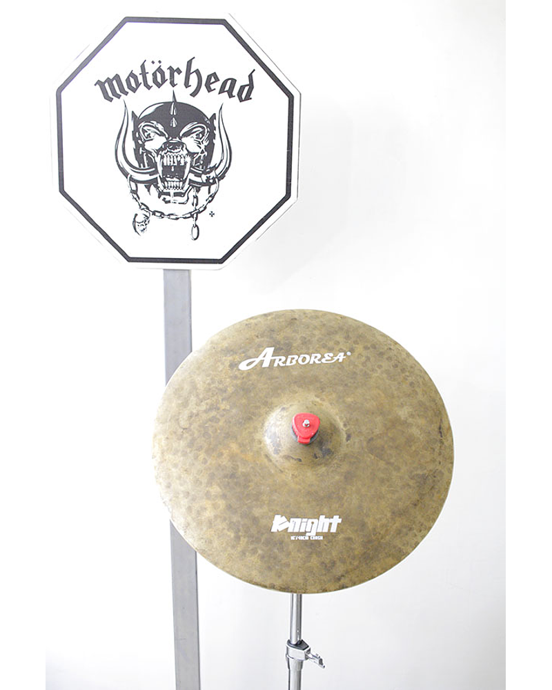 CRASH 16 KNIGHT ARBOREA