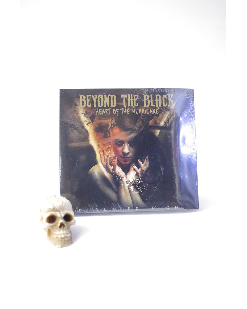 CD BEYOND THE BLACK HEART OF THE HURRICANE (BOOK)